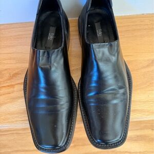 Classic Black Men's Slip-On Loafers